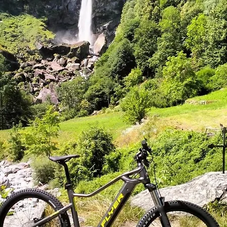 Rustico Porta Alpstuga Brissago